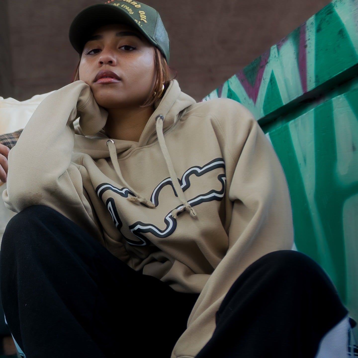 Puff Edge Design Hoodie